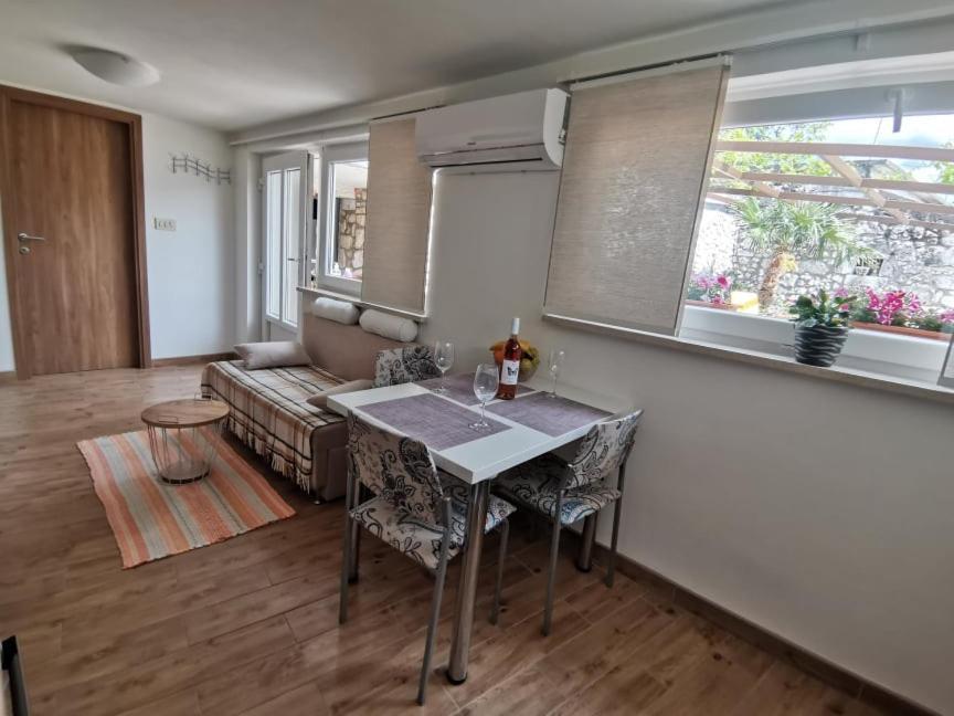 Apartman Ane - Bribir Брибир Екстериор снимка